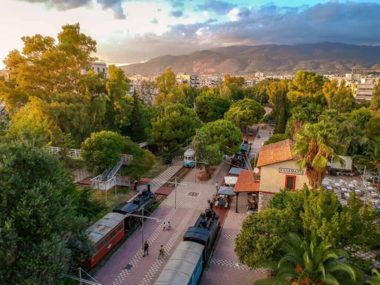 Kalamata'S Sunny Retreat Near The Historic Center Екстер'єр фото